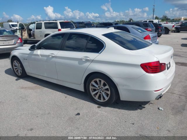WBA5A5C55FD521768 BMW 5 Series 528i