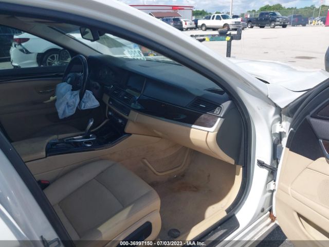 WBA5A5C55FD521768 BMW 5 Series 528i