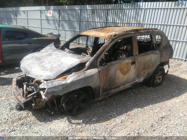1C4NJDEBXED820722 Jeep Compass Latitude