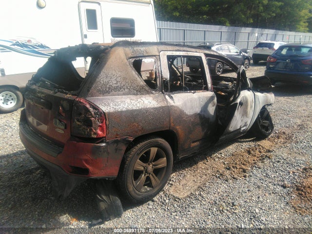 1C4NJDEBXED820722 Jeep Compass Latitude