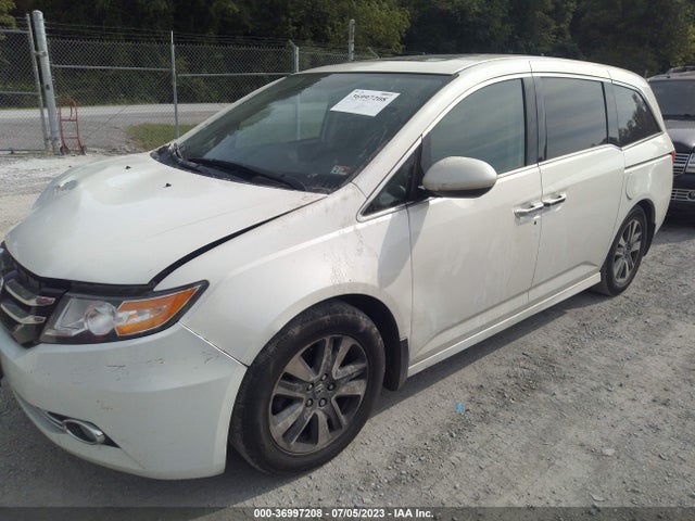 Honda Odyssey Touring 2015 5FNRL5H97FB020707 Image 2