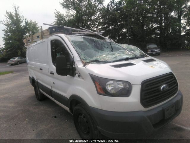 1FTYR1ZM5GKA32137 auction archive image