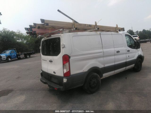 1FTYR1ZM5GKA32137 Ford TRANSIT CARGO VAN
