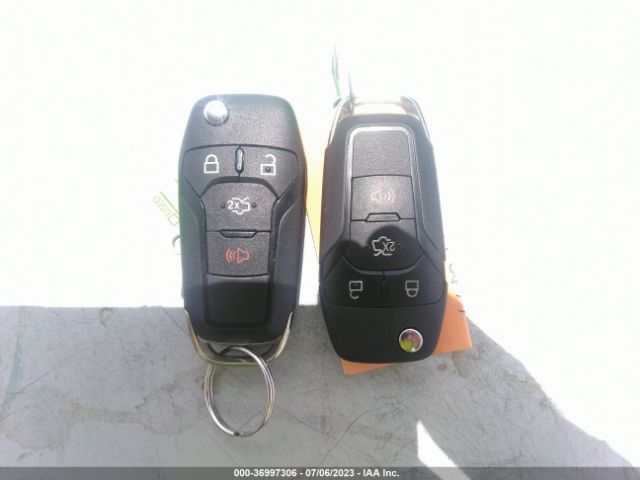 3FA6P0HD8FR169761 Ford FUSION SE