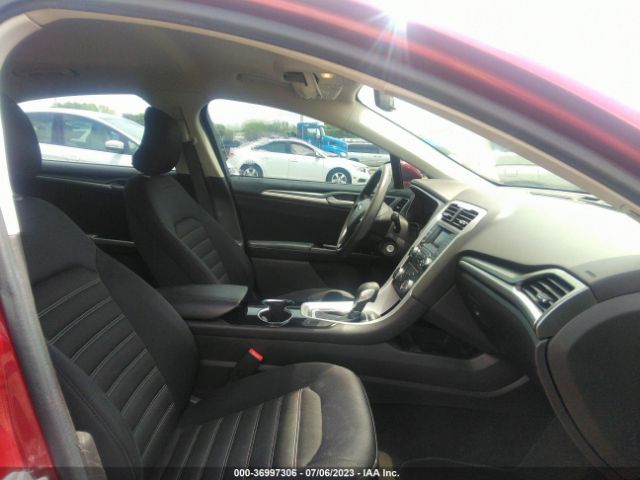 3FA6P0HD8FR169761 Ford FUSION SE