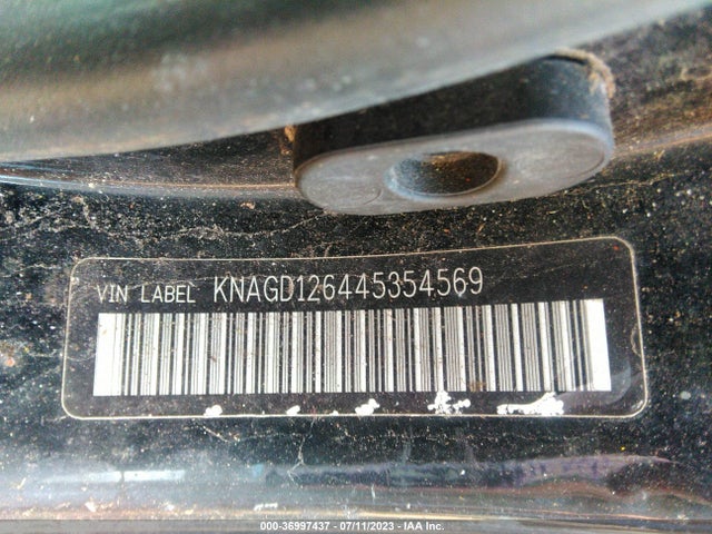 2004 KIA OPTIMA LX/EX VIN: KNAGD126445354569