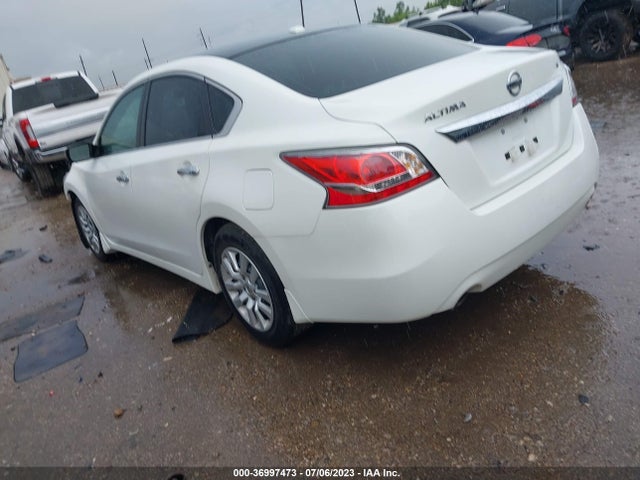 Nissan Altima 2.5 S 2015 1N4AL3AP8FN311377 Image 4