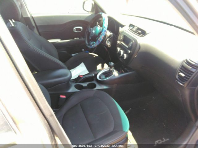 KNDJN2A21H7486354 KIA Soul Base
