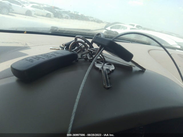 2008 NISSAN TITAN XE/SE/LE VIN: 1N6BA07D08N352781