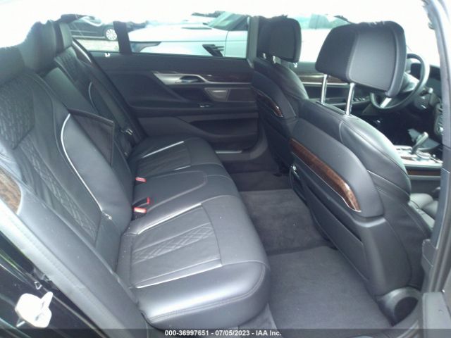 WBA7T2C04MCF83447 BMW 7 Series 740i