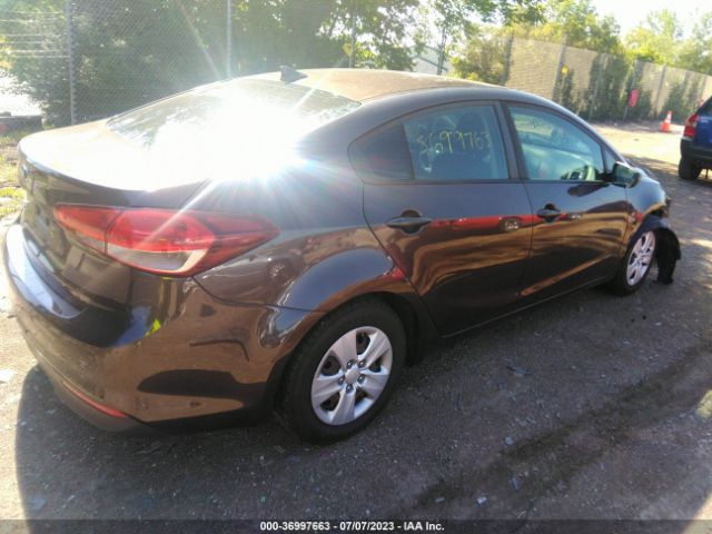 3KPFK4A70HE119158 KIA FORTE LX