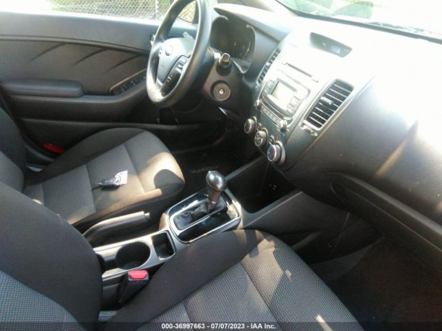3KPFK4A70HE119158 KIA FORTE LX