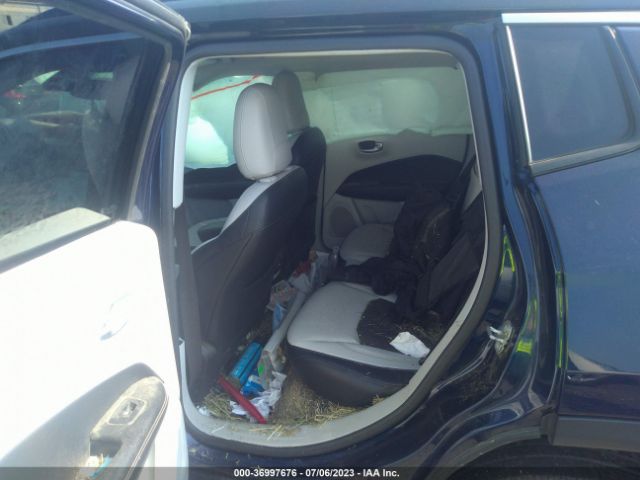 3C4NJDBBXJT107991 Jeep Compass Latitude