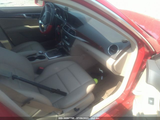 WDDGF8AB2ER312762 Mercedes-Benz C-class C 300