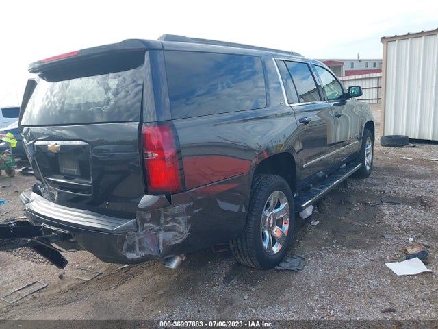 Chevrolet Suburban Lt 2017 1GNSCHKC9HR308773 Image 4
