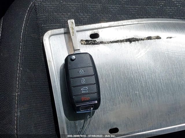 3KPA24ADXME391503 KIA RIO S