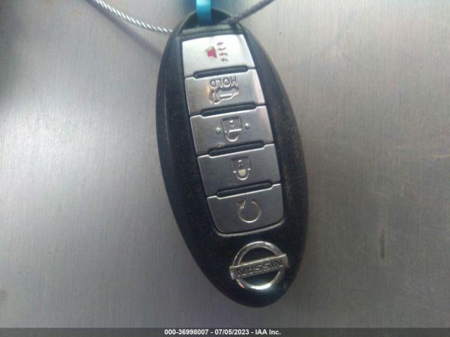 KNMAT2MTXJP517469 Nissan ROGUE SV