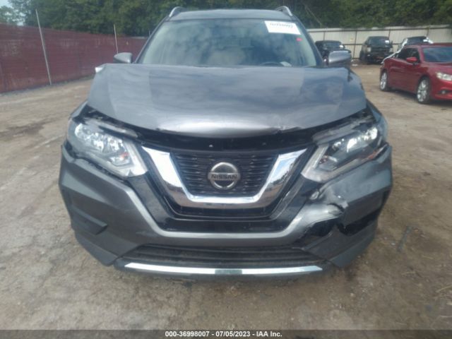 KNMAT2MTXJP517469 Nissan ROGUE SV