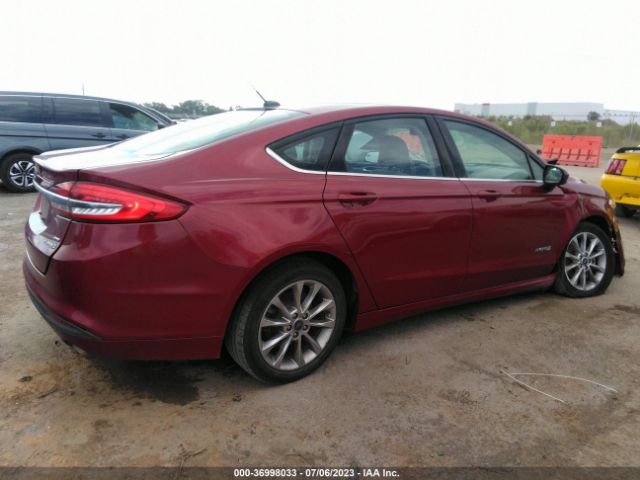3FA6P0LU0HR208112 Ford Fusion Hybrid Se