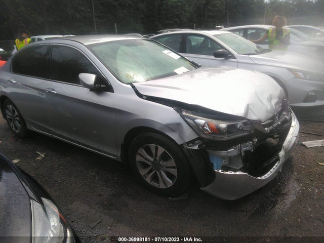 2015 1HGCR2F34FA160127 main image