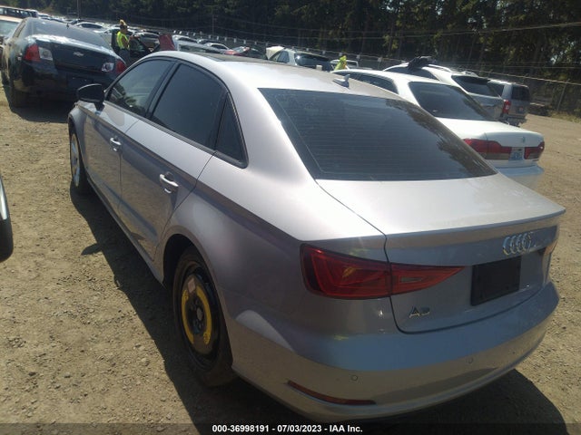 WAUACGFFXF1101529 Audi A3 1.8t Premium