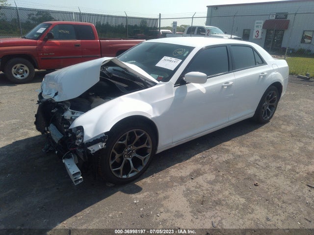 2C3CCABG4HH663359 Chrysler 300 300s