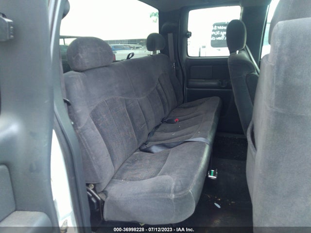 2002 CHEVROLET SILVERADO 1500 LS VIN: 2GCEC19V821248344