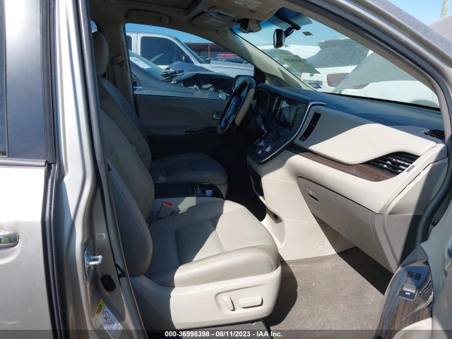 Toyota Sienna Xle Auto Access 2017 5TDYZ3DC5HS816144 Image 5