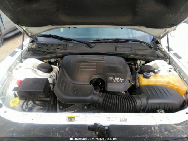2C3CDZAG9FH703204 Dodge Challenger Sxt