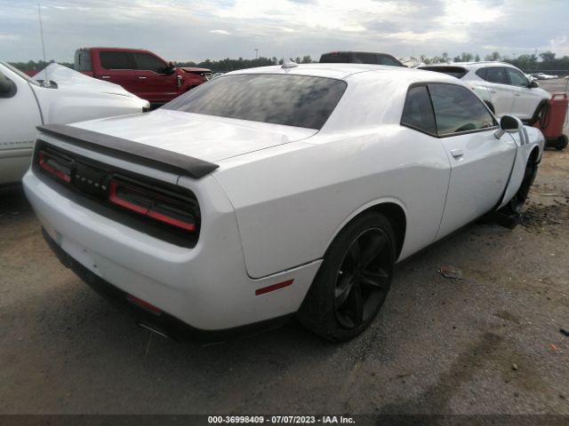 2C3CDZAG9FH703204 Dodge Challenger Sxt