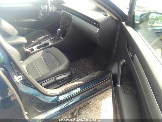 1VWSA7A34LC017780 Volkswagen Passat 2.0t Se