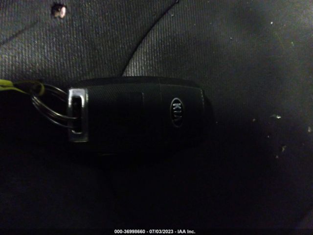 KNDJP3A53E7079366 KIA SOUL +