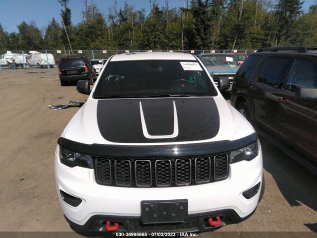 1C4RJFLG3KC628460 Jeep Grand Cherokee Trailhawk