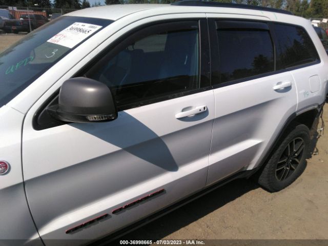 1C4RJFLG3KC628460 Jeep Grand Cherokee Trailhawk