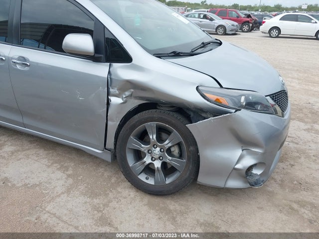 Toyota SIENNA SE 2015 5TDXK3DC2FS635788 Image 7