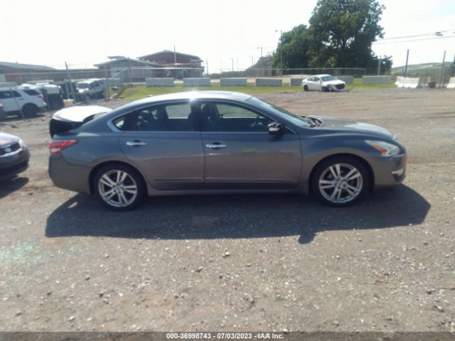 1N4BL3AP3FC186448 Nissan Altima 3.5 Sl