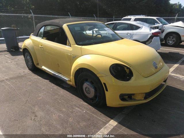 2013 VOLKSWAGEN BEETLE CONVERTIBLE 2.5L VIN: 3VW5X7AT3DM827302