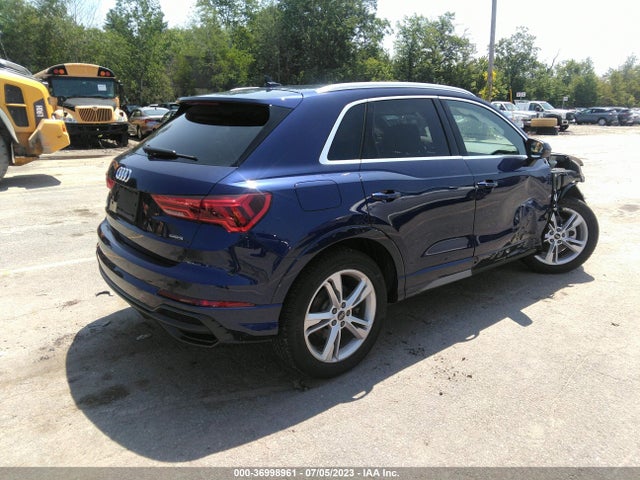 WA1DECF33M1108855 Audi Q3 S Line Premium