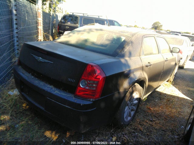 2008 CHRYSLER 300 LX VIN: 2C3LA43R08H268487