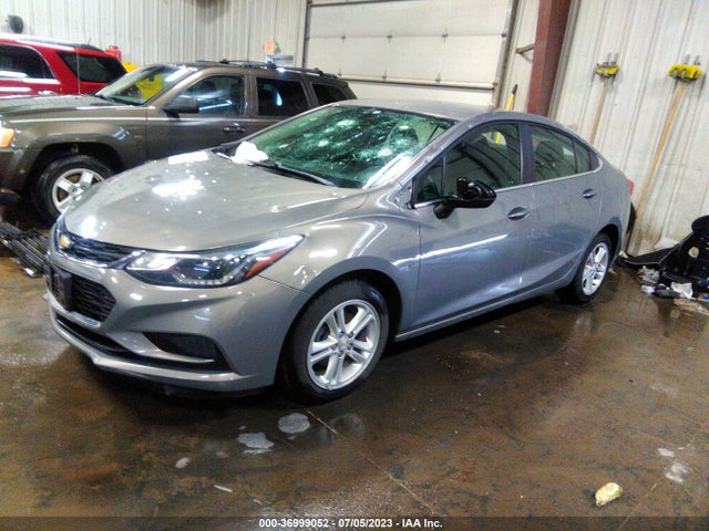 Chevrolet CRUZE LT 2018 1G1BE5SM3J7119542 Image 2