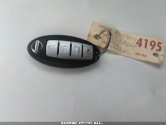 5N1AT2MV4EC816126 Nissan Rogue Sl