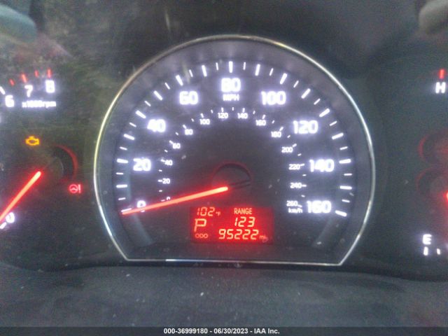 5XYKT3A65FG558272 KIA SORENTO LX