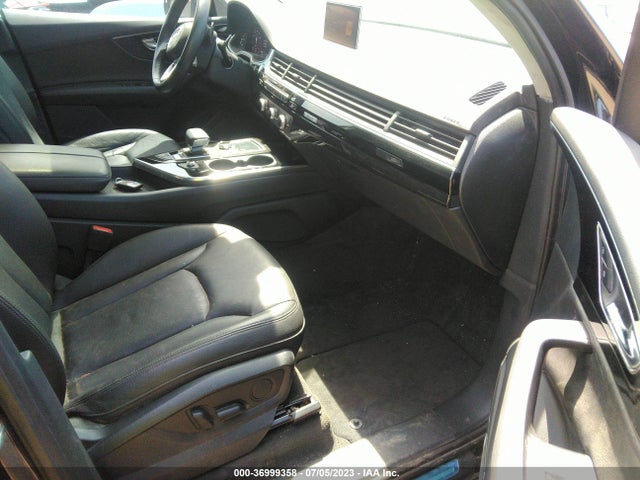 WA1LAAF76JD016843 Audi Q7 Premium Plus