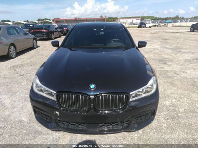 WBA7F0C5XGGL99938 BMW 7 Series 750i