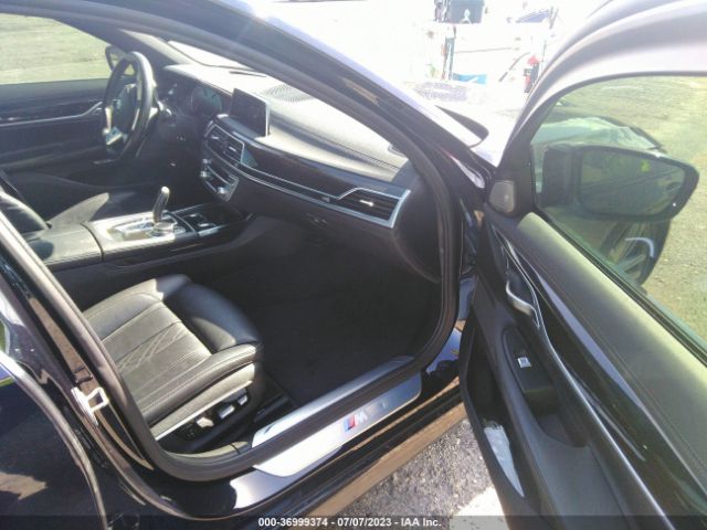 WBA7F0C5XGGL99938 BMW 7 Series 750i