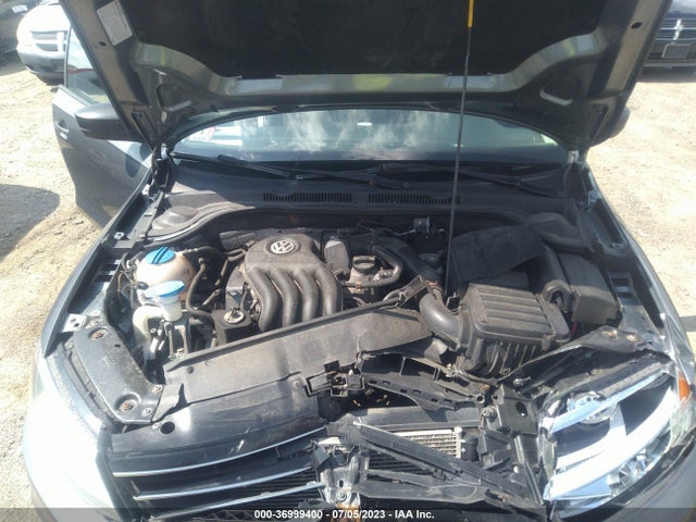 3VW2K7AJ3FM316790 Volkswagen Jetta Sedan 2.0l S