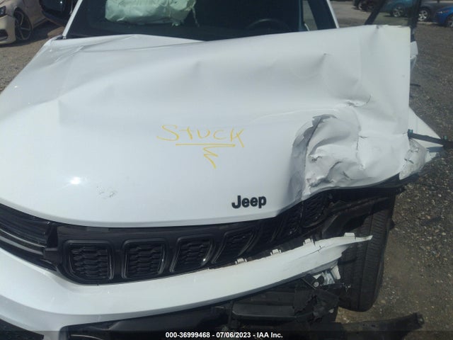 1C4RJKAG5N8504273 Jeep Grand Cherokee L Altitude