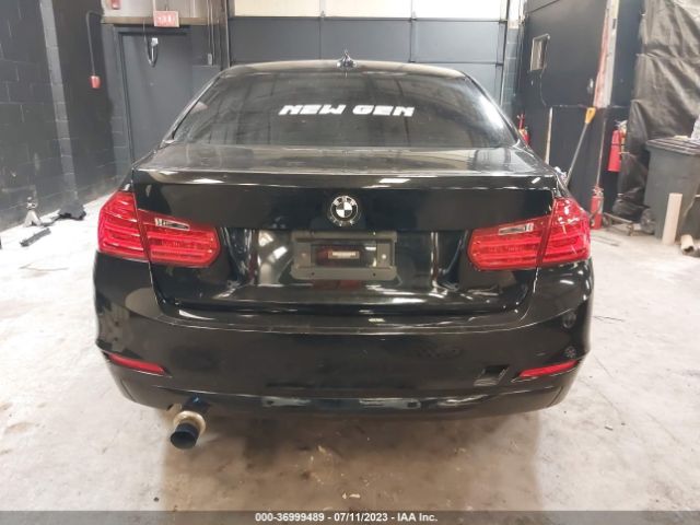WBA3C3C58EPV90571 BMW 3 Series 320i Xdrive