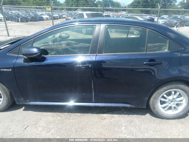 Toyota Corolla Hybrid Le 2021 JTDEAMDE8MJ016995 Image 14