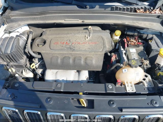 ZACCJBAT7FPB90185 Jeep Renegade Sport